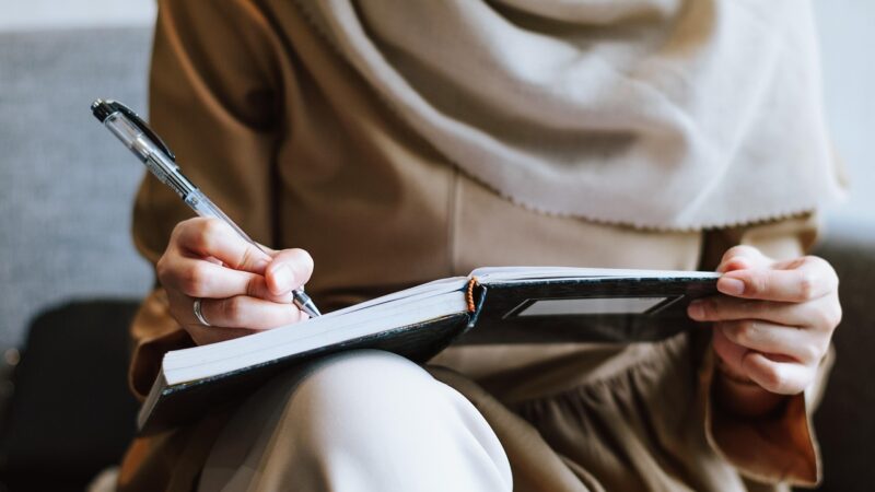 THE JOURNEY OF AN ARCHITECT AND INTERIOR DESIGNER : FROM STRUGGLES TO SUCCESS